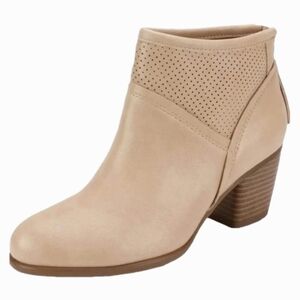 White Mountain Tan Ankle Booties with Textured Collar